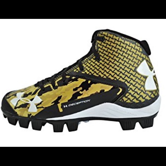 under armour deception cleats